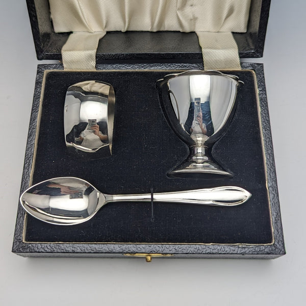 British vintage silver plate egg stand & napkin ring & spoon set boxed